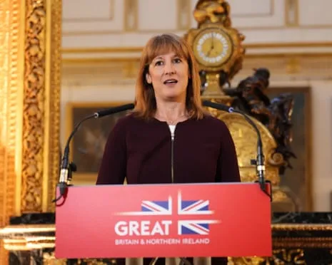 UK Treasury Debt Increases to Surprising £18bn in August